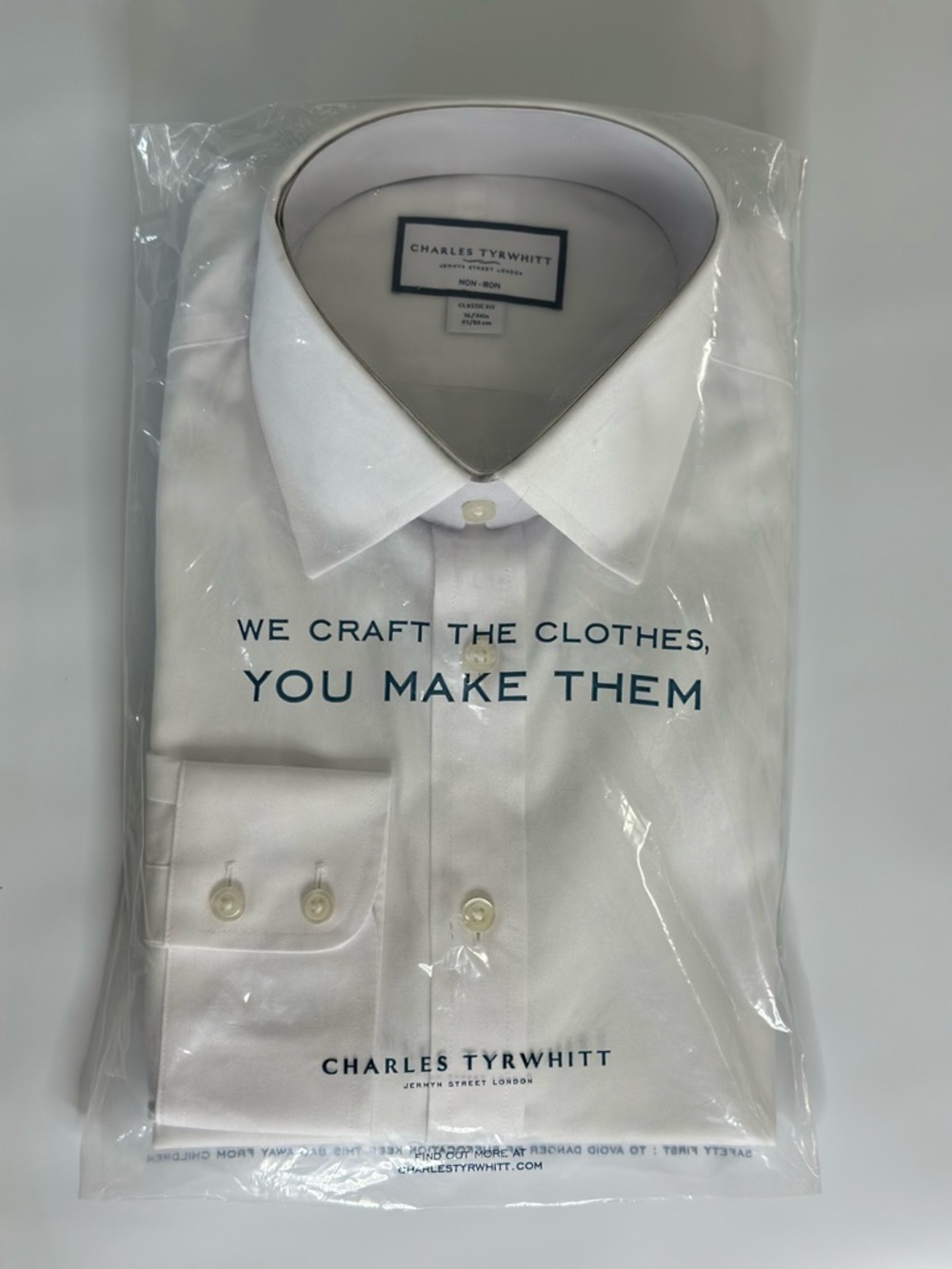 Charles Tyrwhitt Classic Fit White Dress Shirt 16/34in